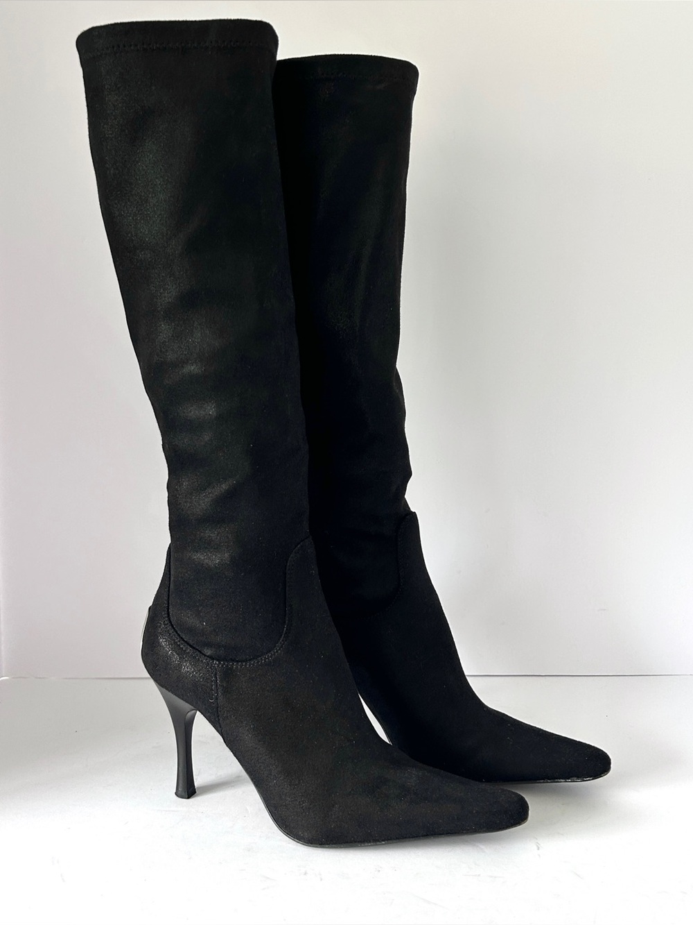 Donald Pliner Knee High Black Stretch Boot Pointy Toe Stiletto Metallic Size 6